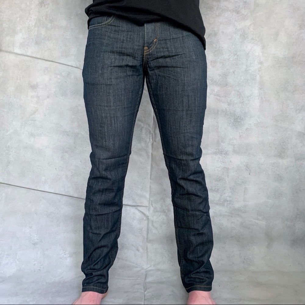 Levi’s 511 slim straight dark wash denim jeans W31L32 classic preppy normcore